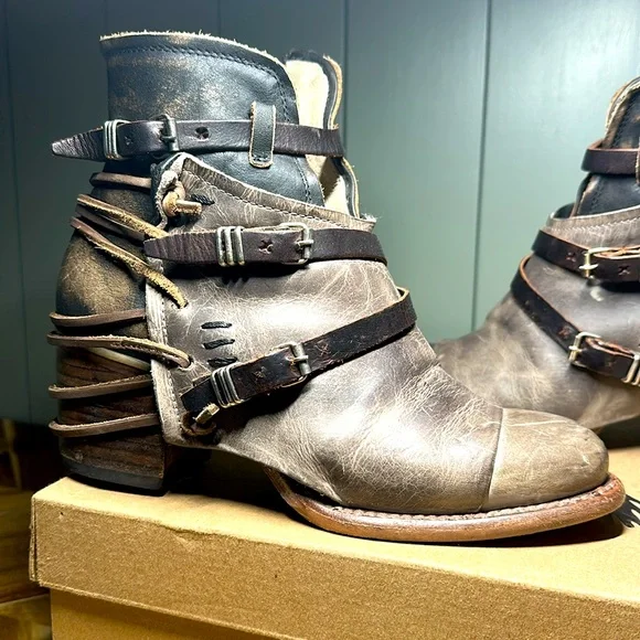 Freebird Crue by Steven Grey Size 8 - Picture 5 of 12